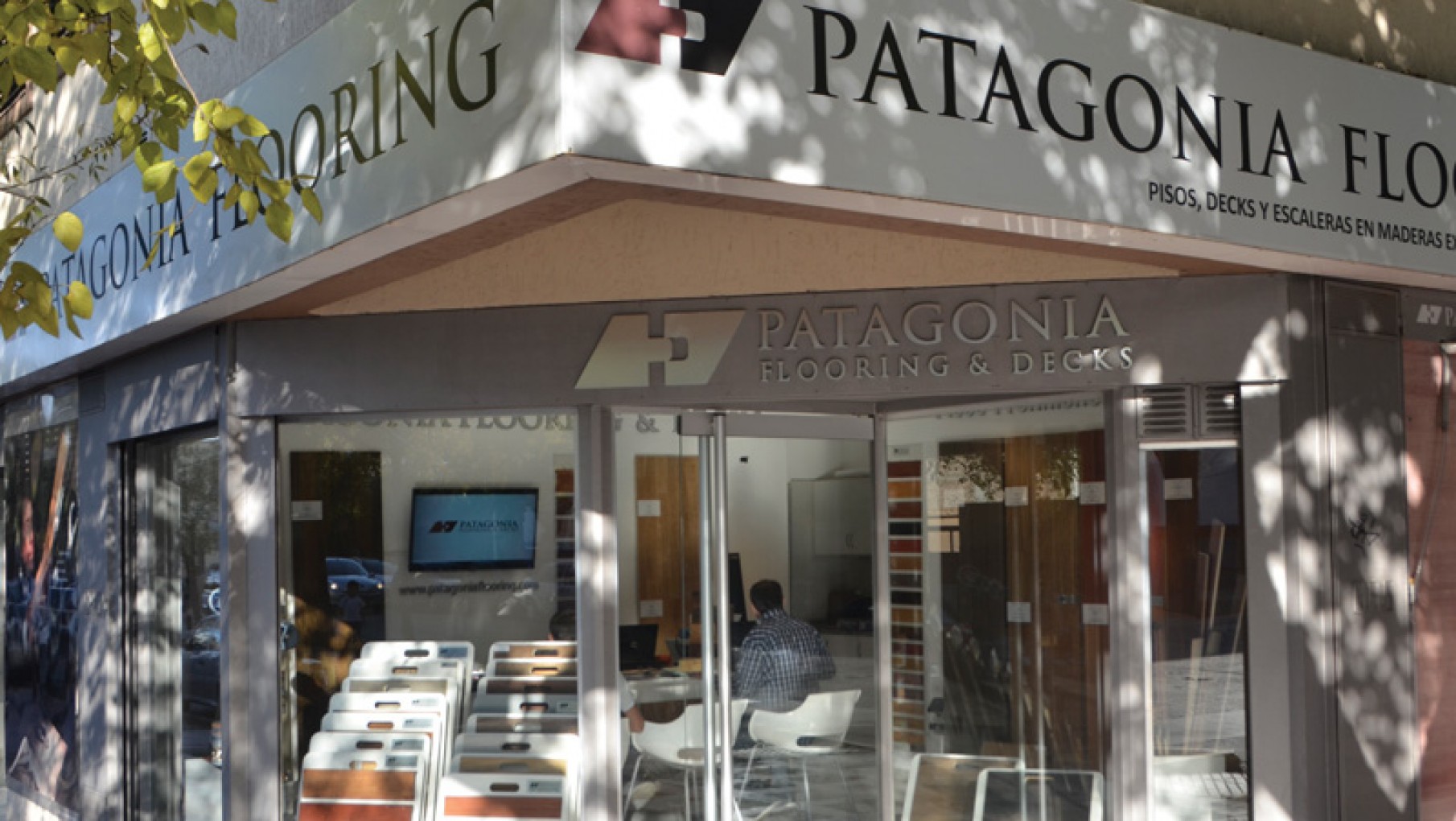 Patagonia Flooring abre su segunda sucursal en Cuyo y piensa en Chile.
