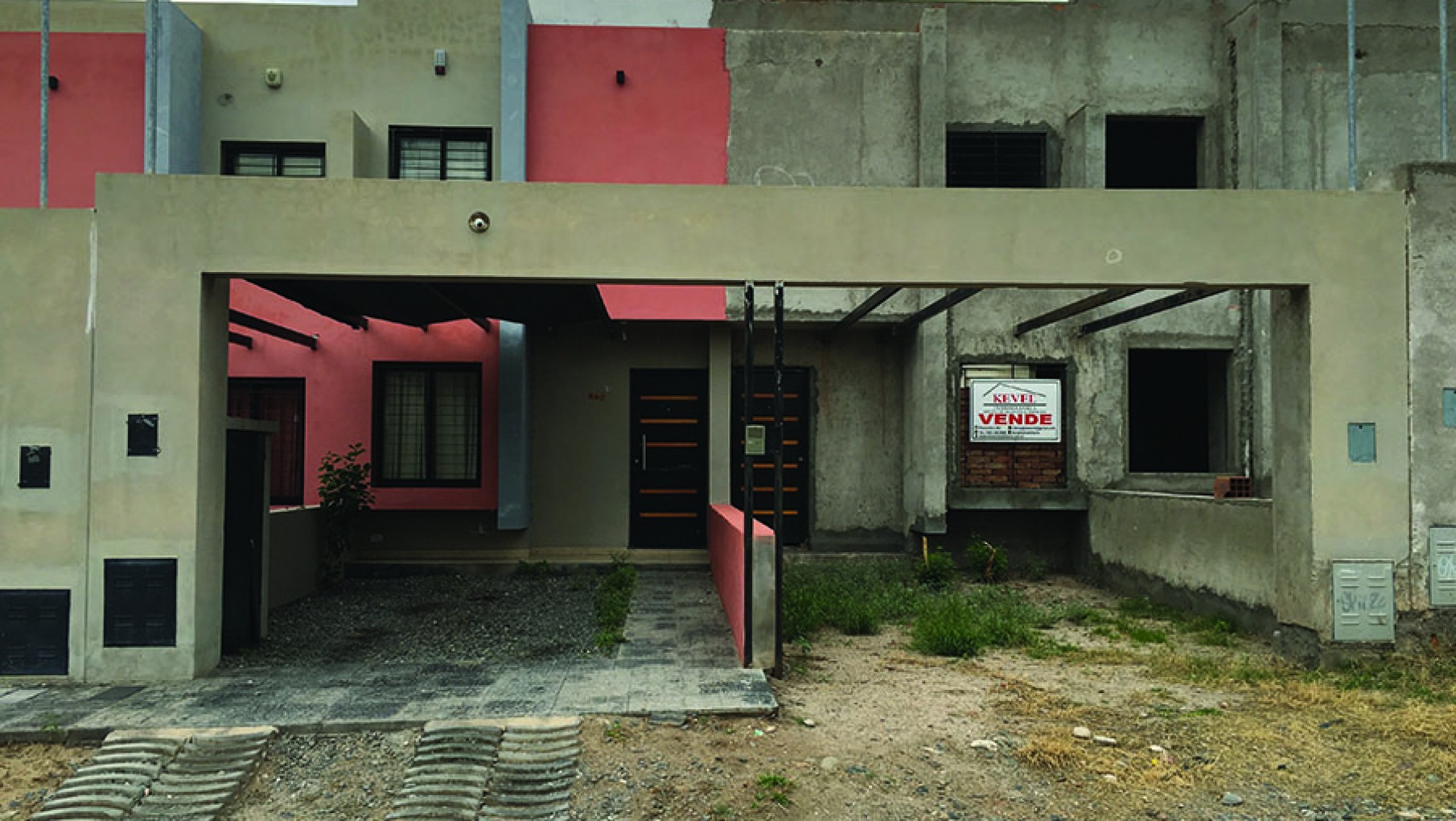 El control del dólar complica el mercado inmobiliario y buscan soluciones