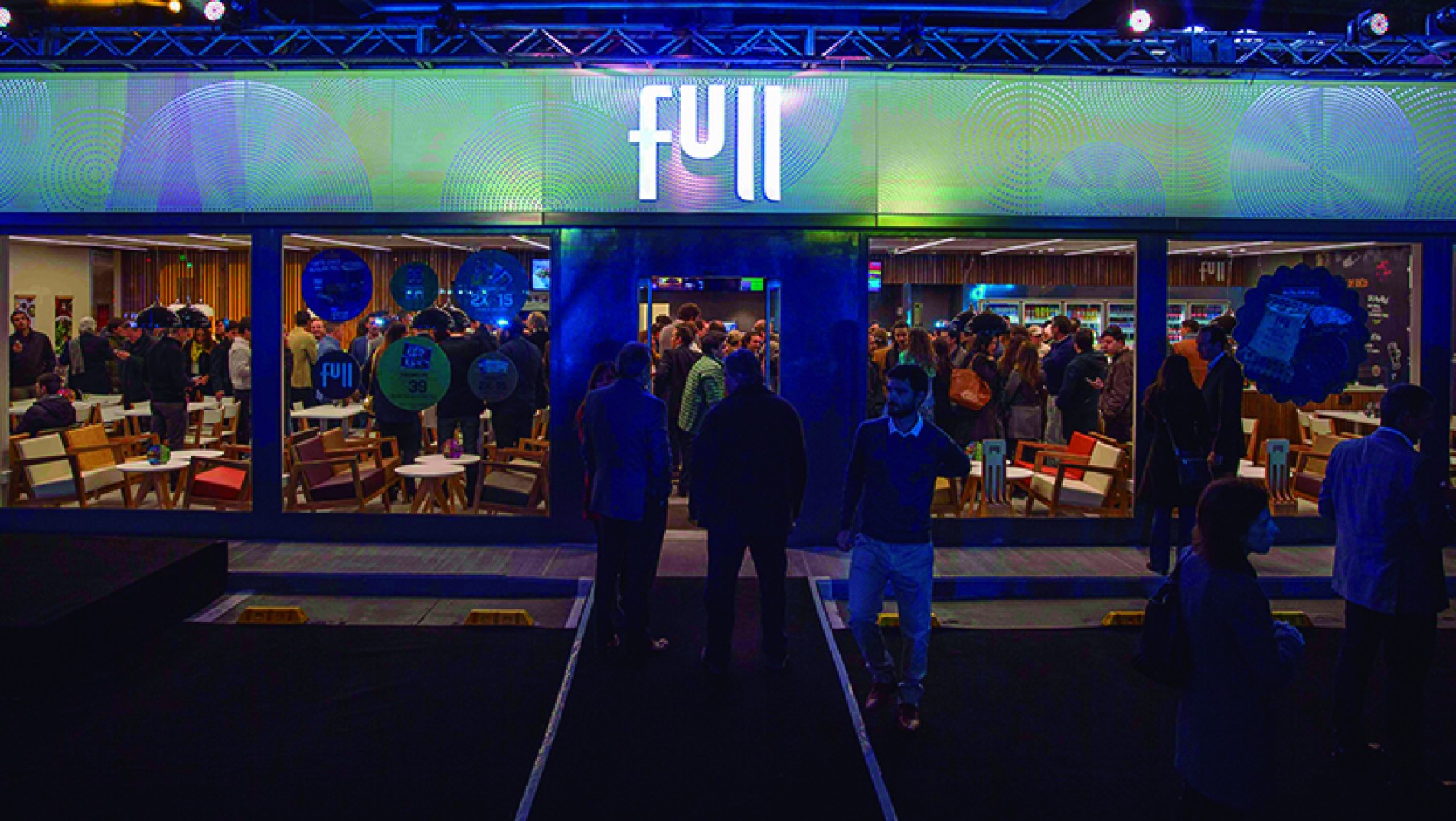 YPF renueva sus tiendas Full