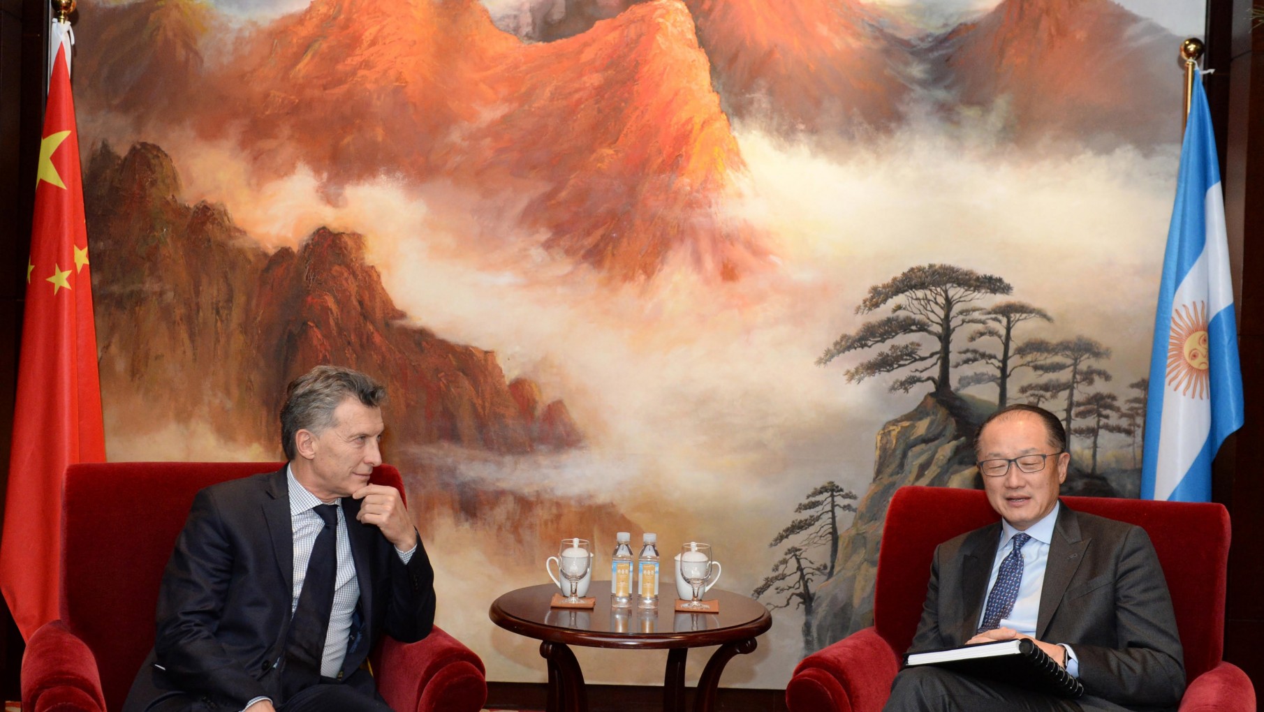 Télam, 15/05/2017 Beijing – China El presidente Mauricio Macri se reunió con el títular del Banco Mundial Jim Yong Kim. Foto: Presidencia
