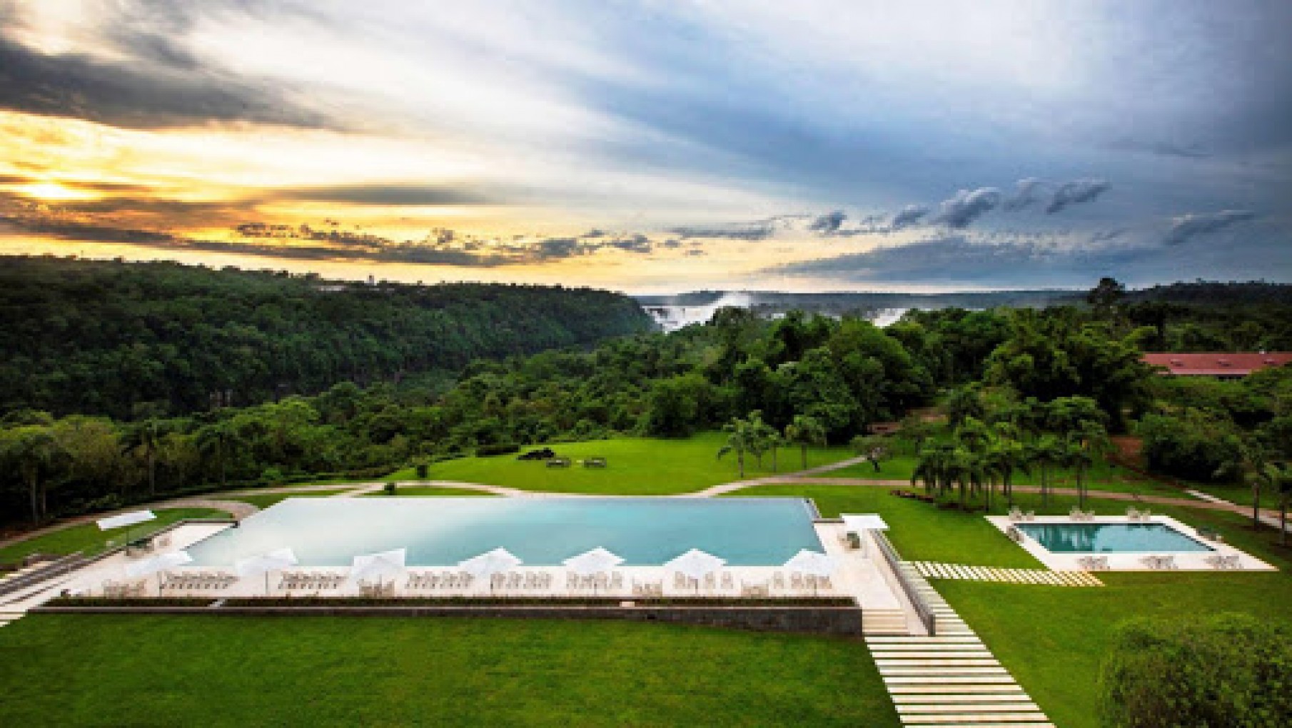 U$S100 millones en tres hoteles