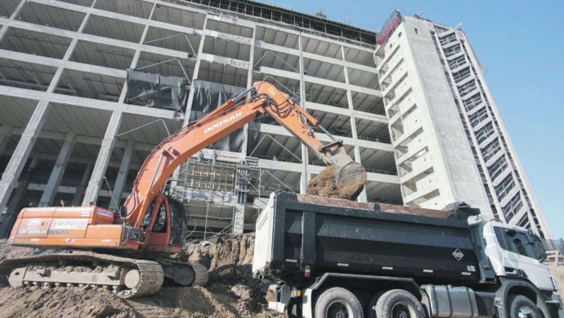 Inmuebles: dólar estable favorece la construcción, pero la compraventa sigue en baja