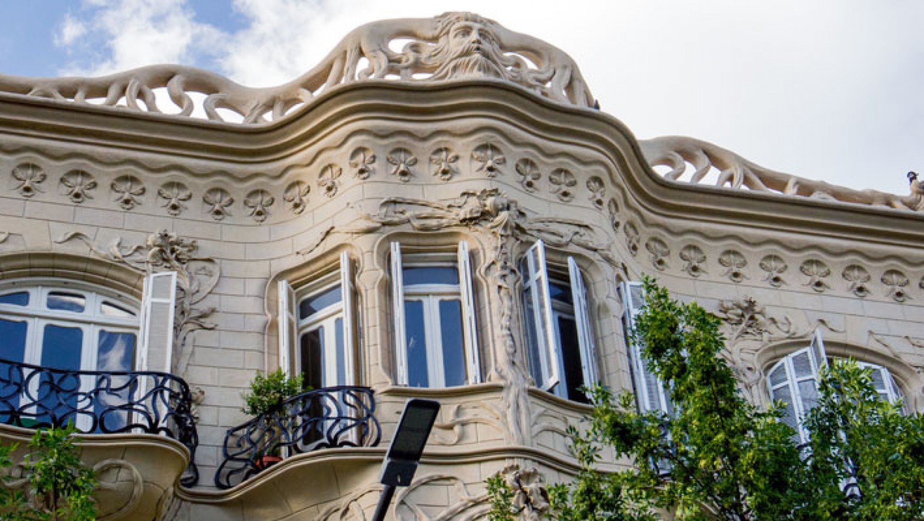 El art nouveau, fachada del épico esplendor argentino que aún genera pasiones