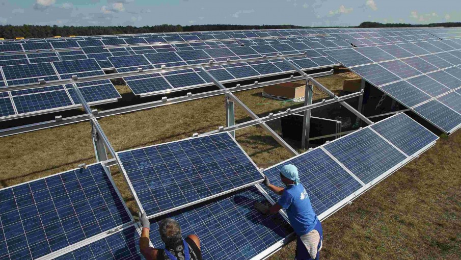 Anuncian dos nuevos parques solares en Mendoza
