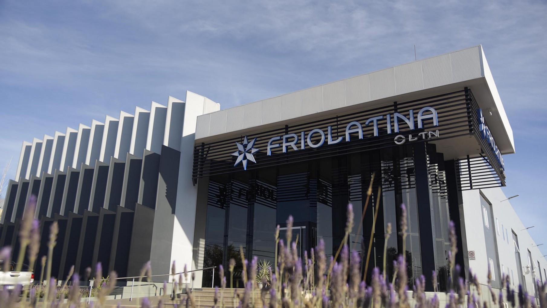 Con nueva planta, Friolatina impulsa su transformación