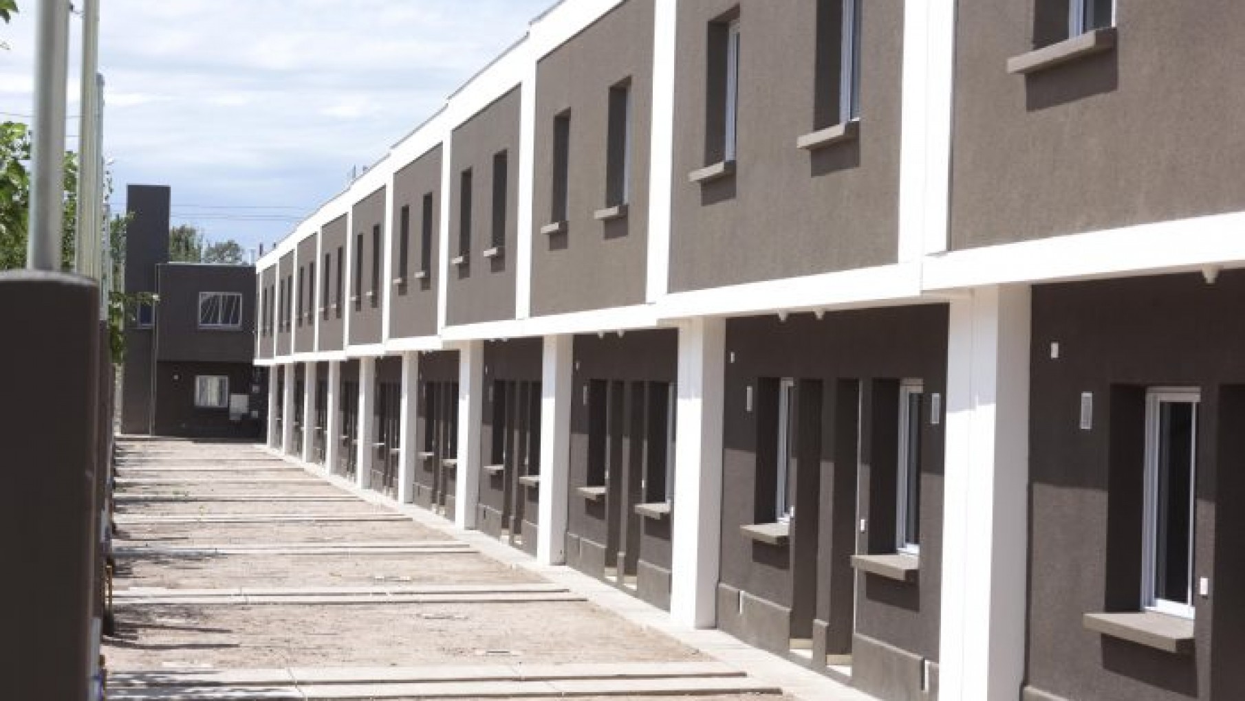 Se formalizó la creación del laboratorio de viviendas