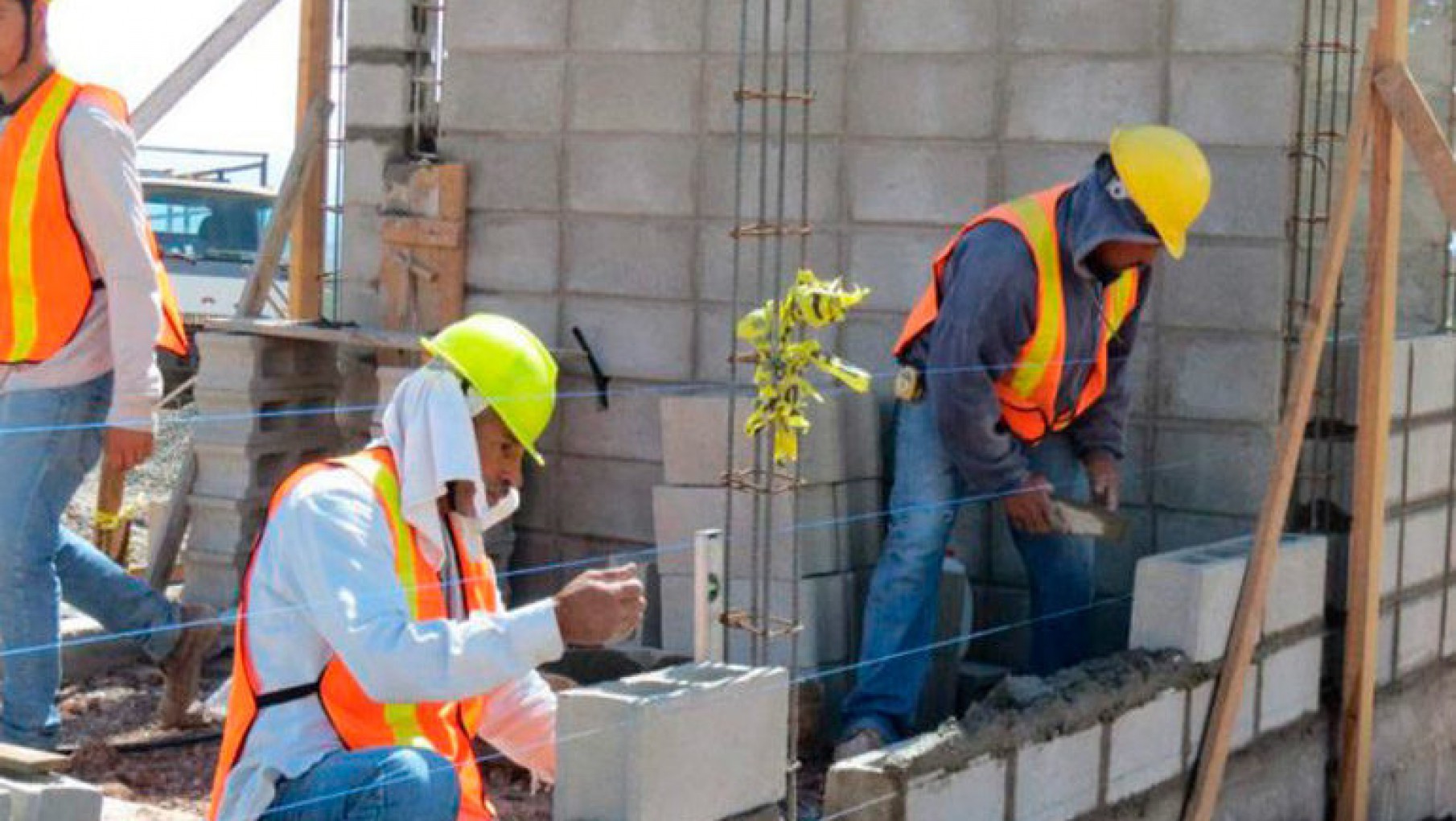 Con un nuevo protocolo sanitario, buscan poder retomar las obras de construcción privadas