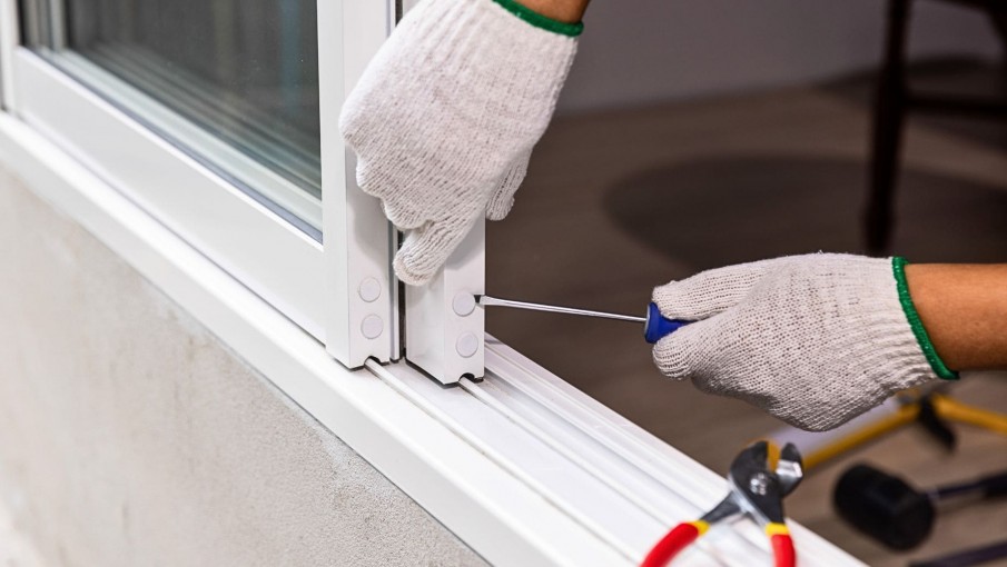 Cómo aislar ventanas para el frío: técnicas y soluciones efectivas