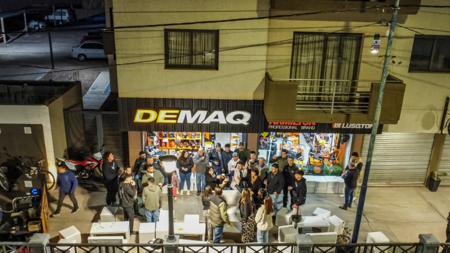 La firma llega a Godoy Cruz: Demaq abrió un nuevo local 