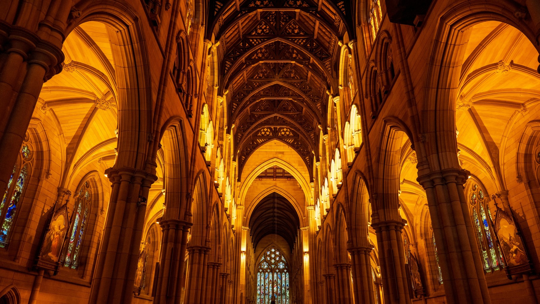 Los arcos, funcionalidad y distinción arquitectónica