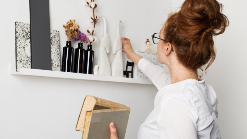 Repisas flotantes, una solución cada vez más elegida para mejorar los ambientes