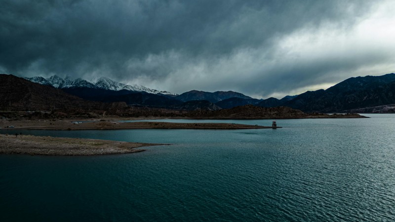 Costazur: un proyecto turístico y comercial para el Perilago de Potrerillos
