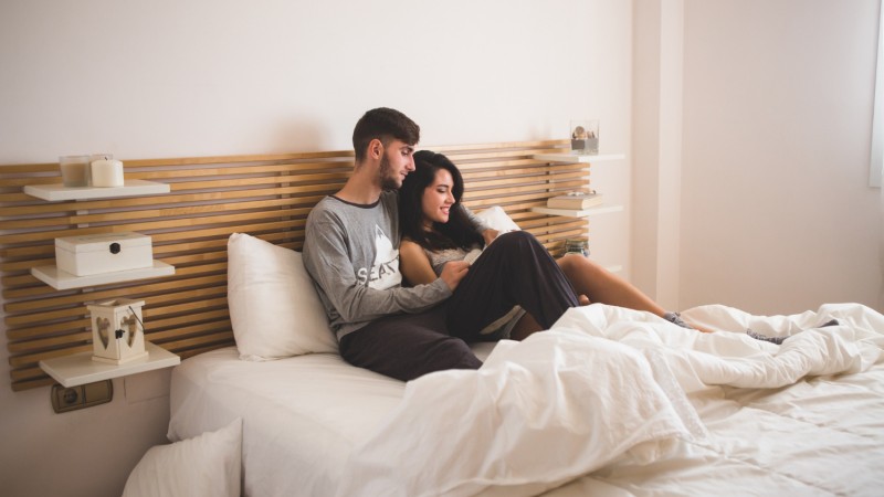 Arquitectura para dos: cómo se conecta el diseño del dormitorio y el bienestar de la pareja