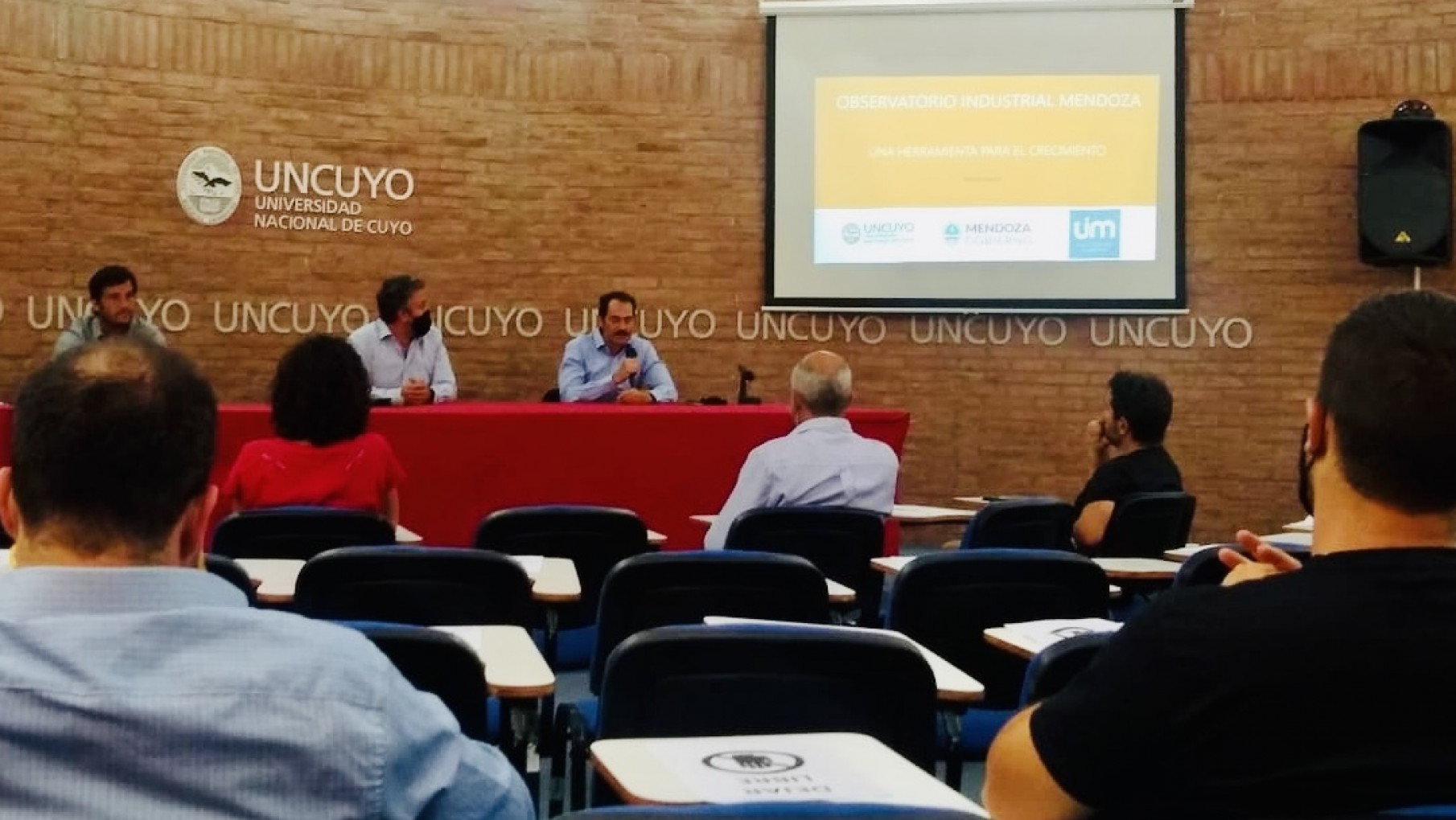 El Observatorio Industrial debutó con un informe sobre la realidad