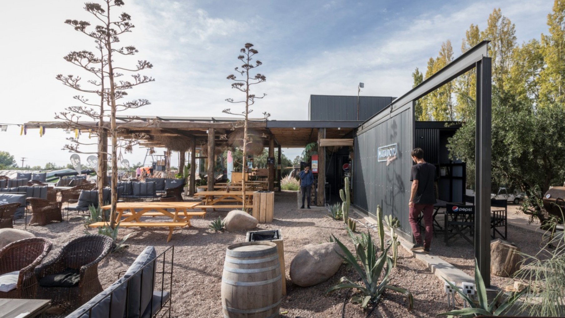 El estudio Alfonso Arquitectos proyectó el Roble Wake Complex