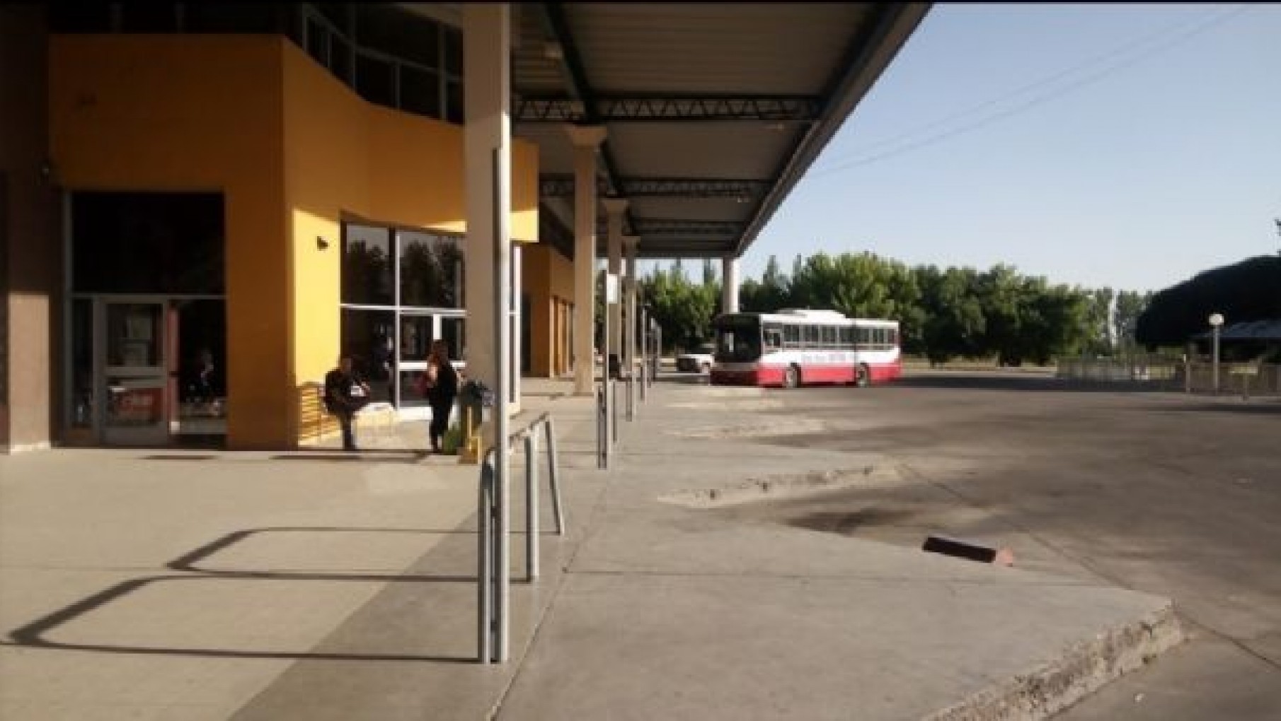 Anuncian una nueva terminal de ómnibus en San Carlos