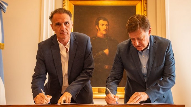 Suarez selló con Katopodis el convenio para la reconstrucción del Circuito Papagayos