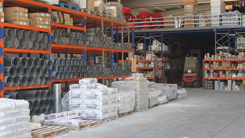 Pese al repunte de fin de año, volvió a caer la venta de insumos de la construcción