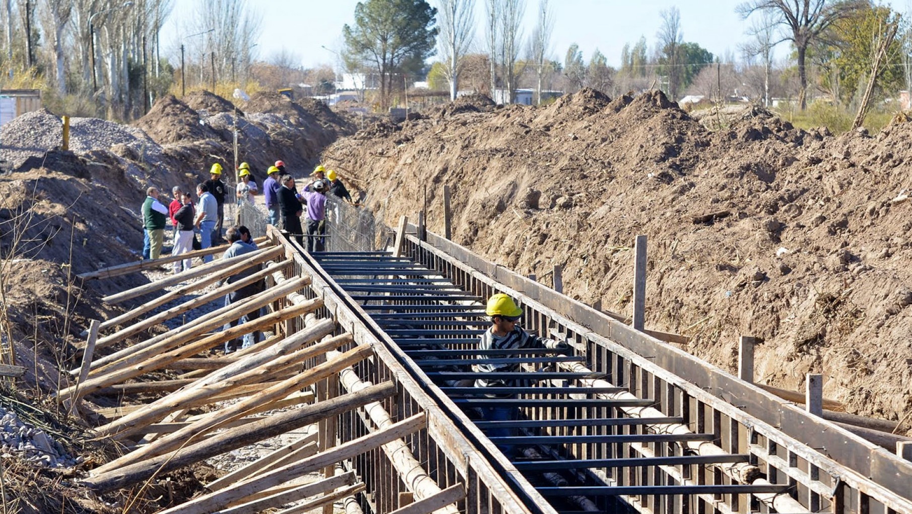 Mendoza consiguió 300 millones de pesos para invertir en obras estratégicas