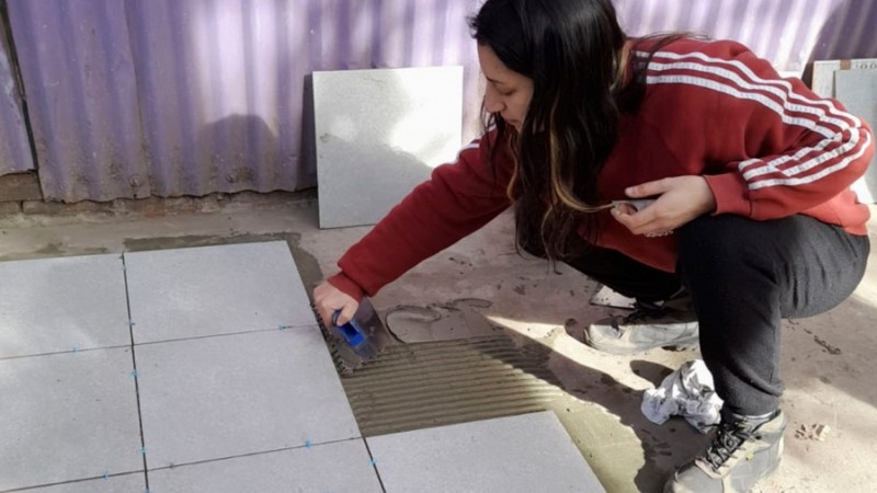 Impulsan una mayor participación de las mujeres en la construcción