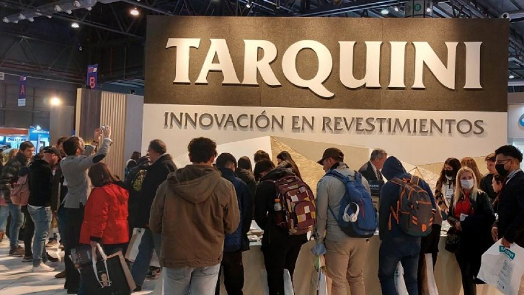 Una empresa ligada a la construcción presentó nuevas tendencias en revestimientos