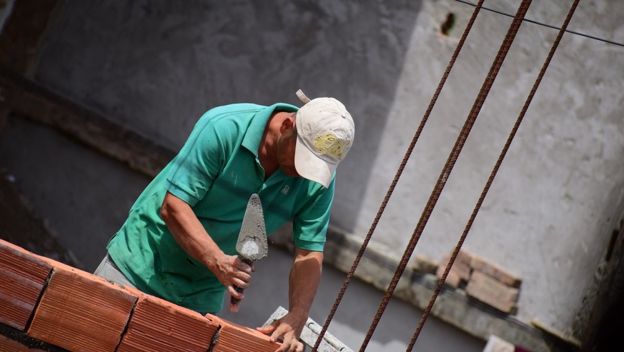 Reglamentan el plan "Puente al empleo" con beneficios para empresas y empleadores