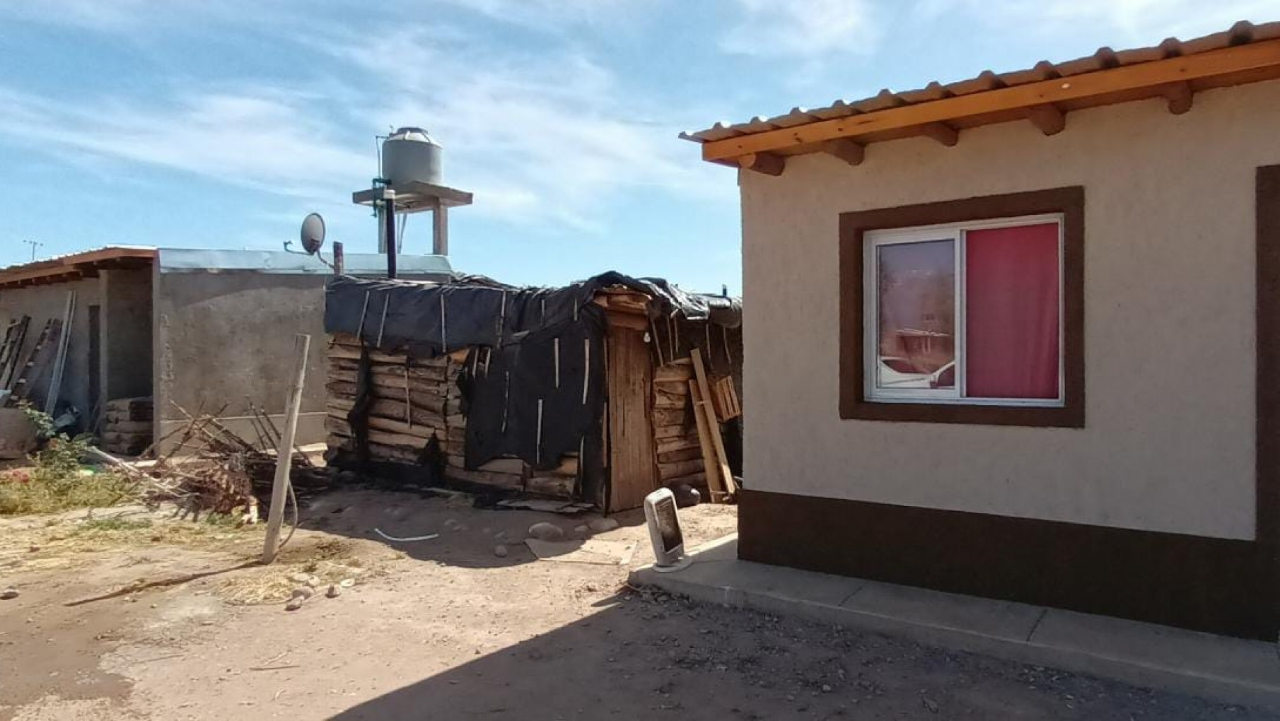 Más de 300 familias de 3 departamentos mejorarán sus viviendas