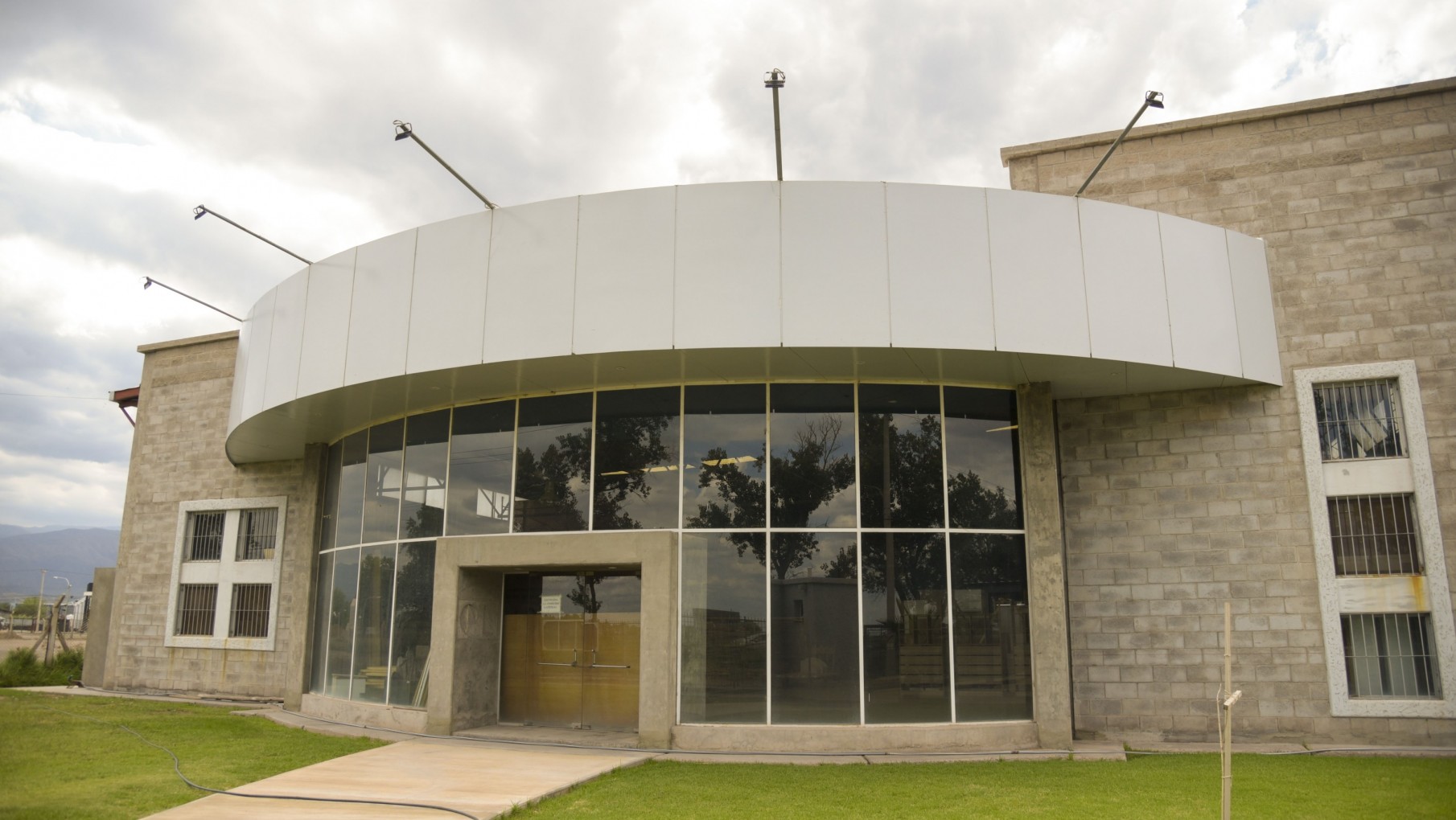 Most carpintería crece y  proyecta un moderno showroom