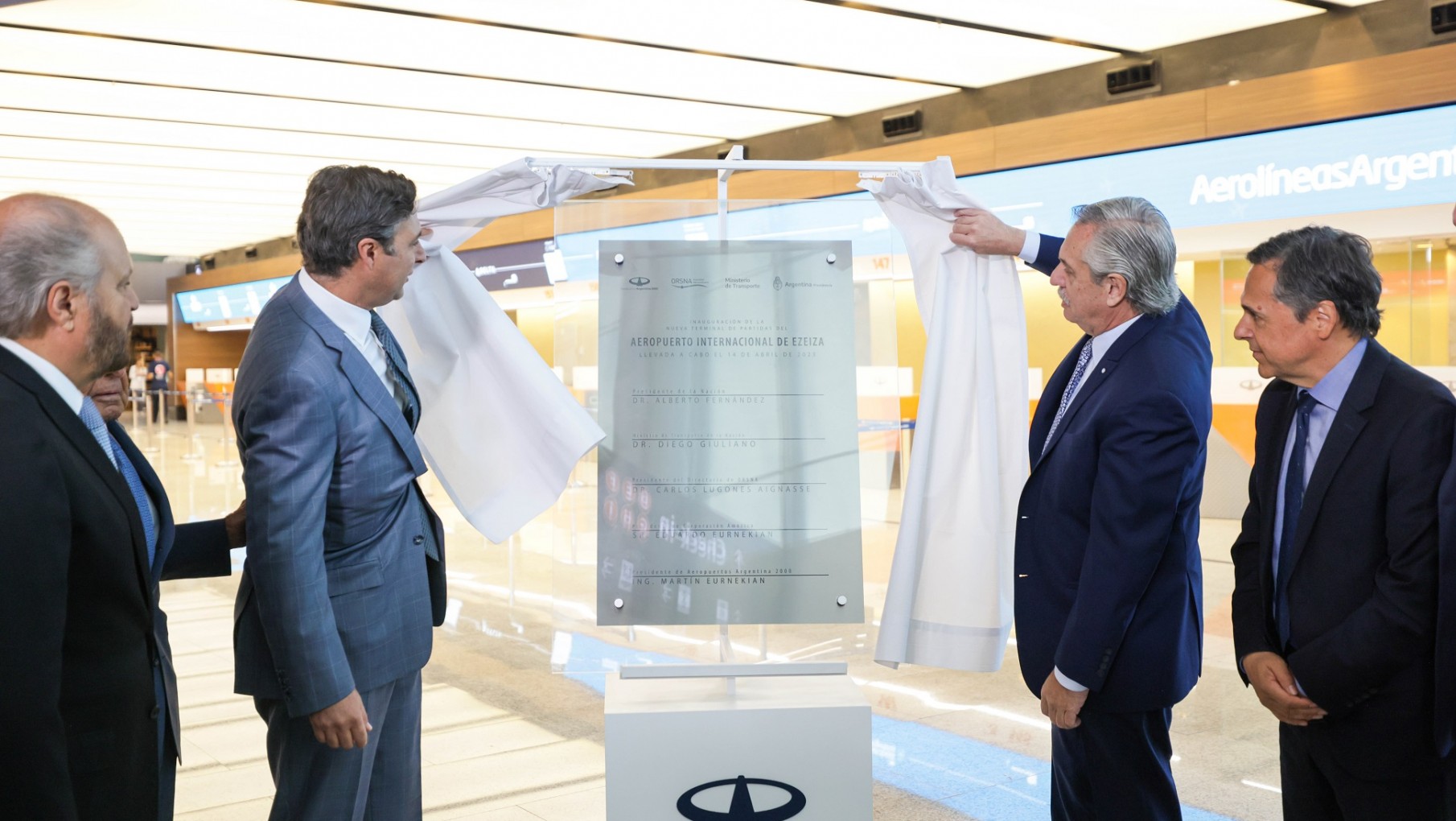 Inauguran la nueva terminal de Ezeiza