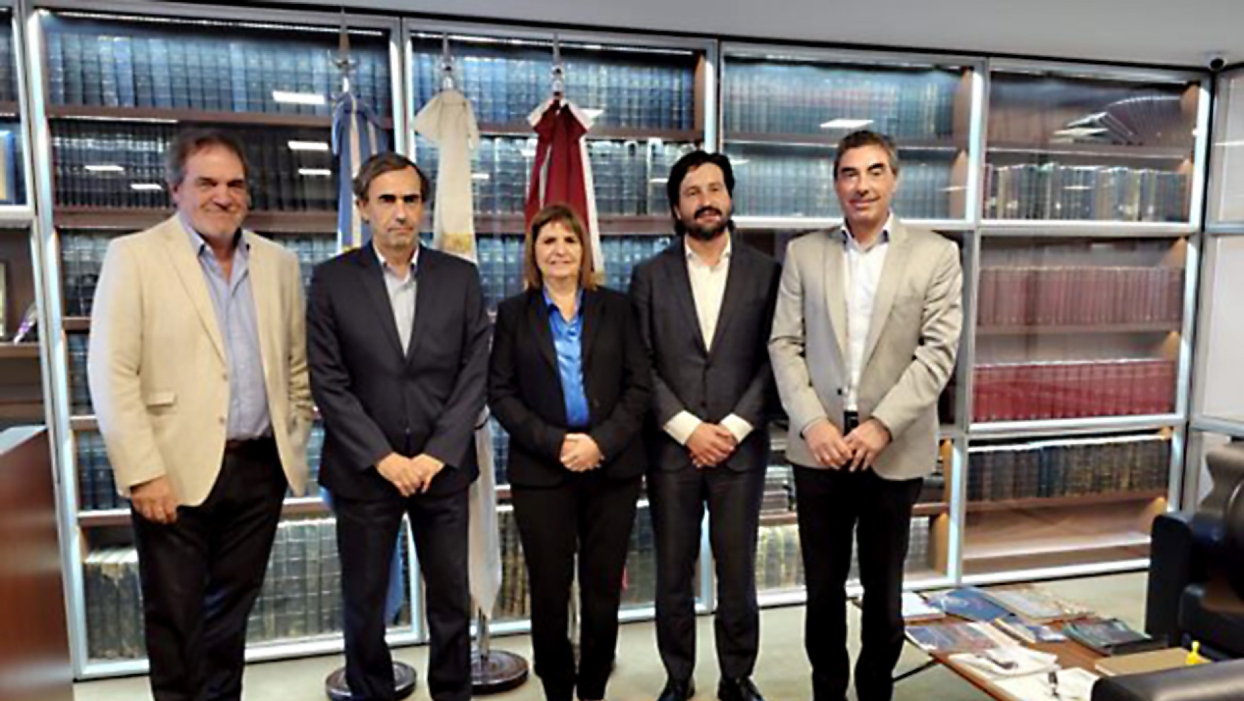 La Cámara Argentina de la Construcción recibió a Patricia Bullrich