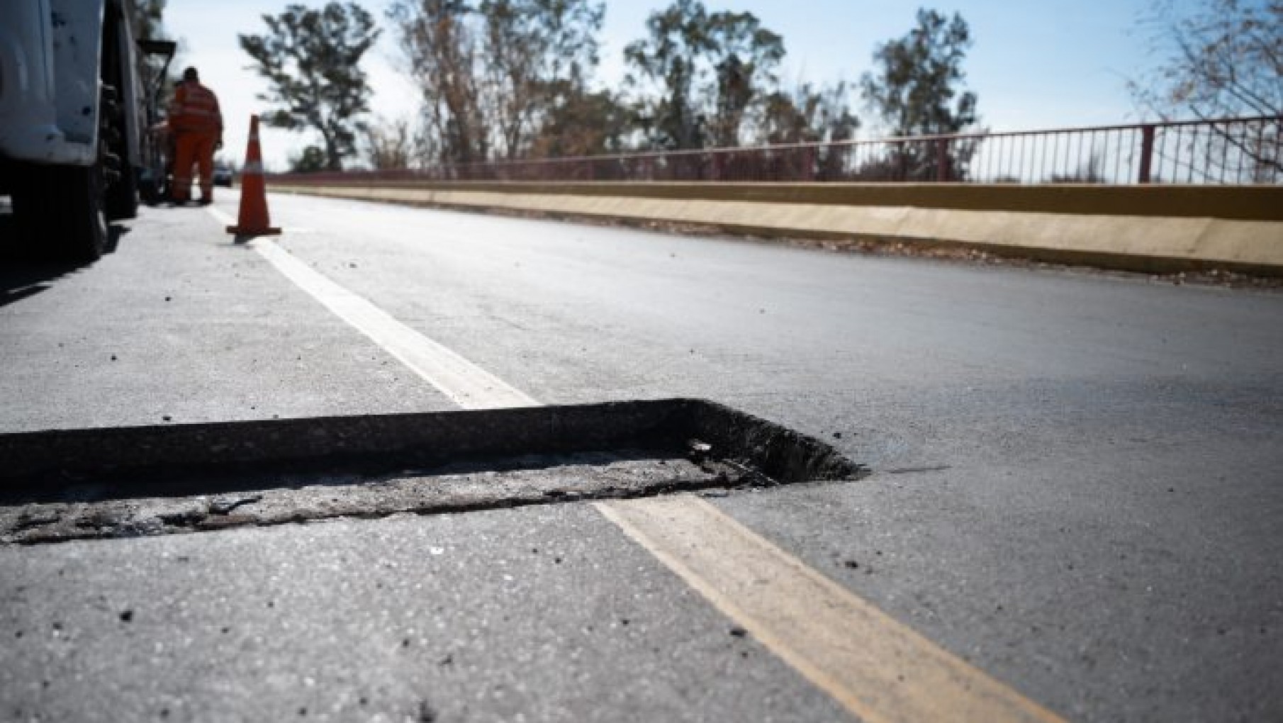 Reparan puentes que cruzan los ríos más importantes de Mendoza
