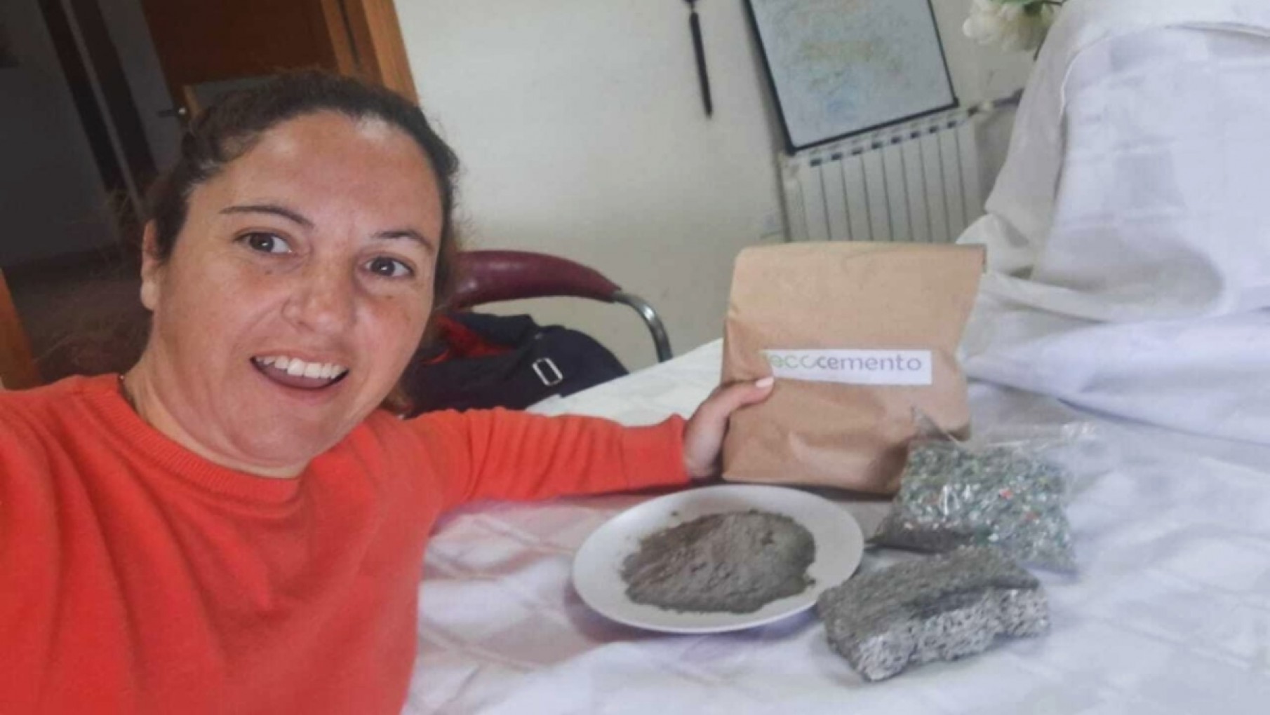 Una arquitecta y una ingeniera cordobesas desarrollaron un cementó ecológico