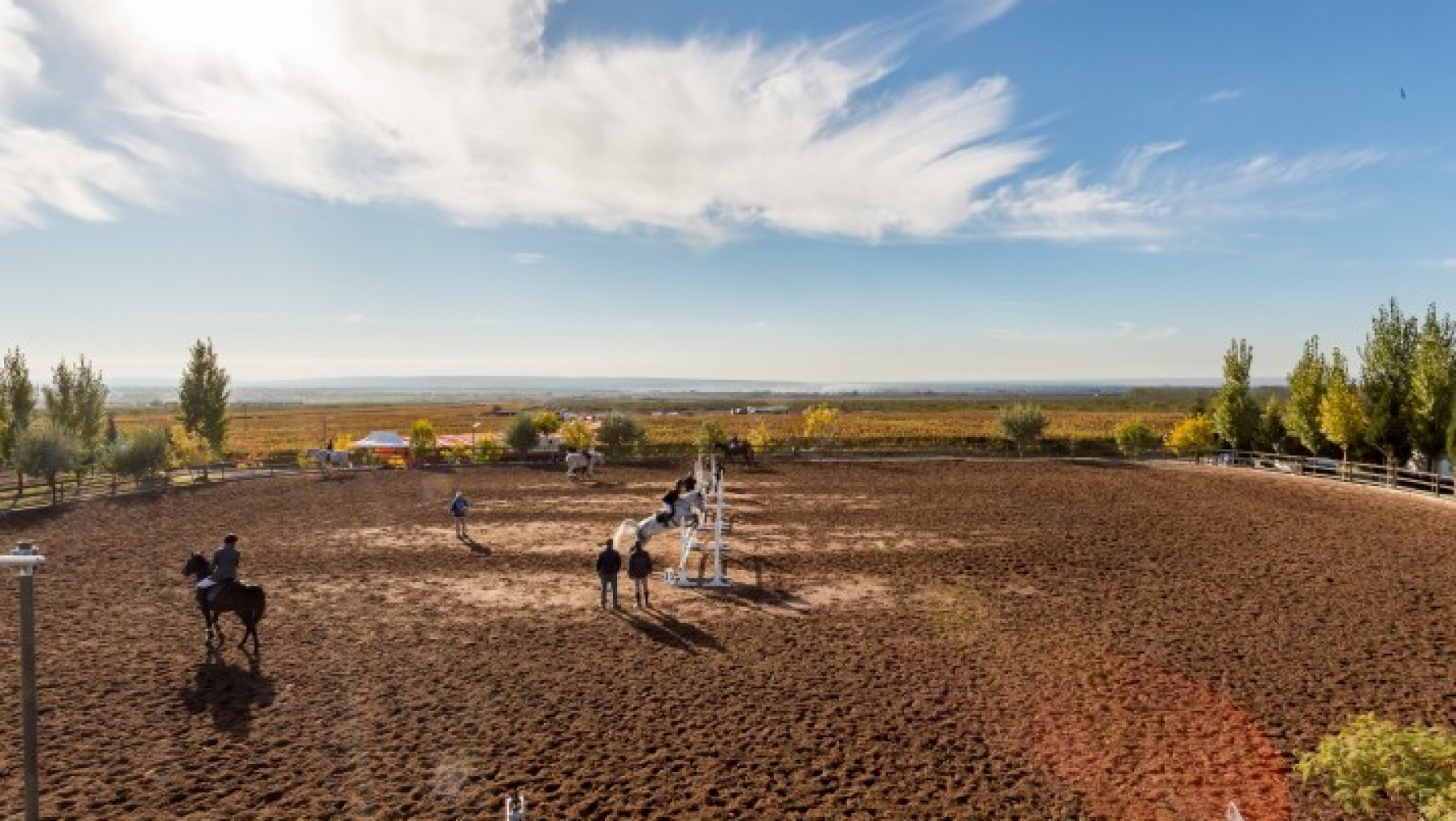 Se pone en marcha el hotel y la bodega boutique de Casa David - Wine & Horses-