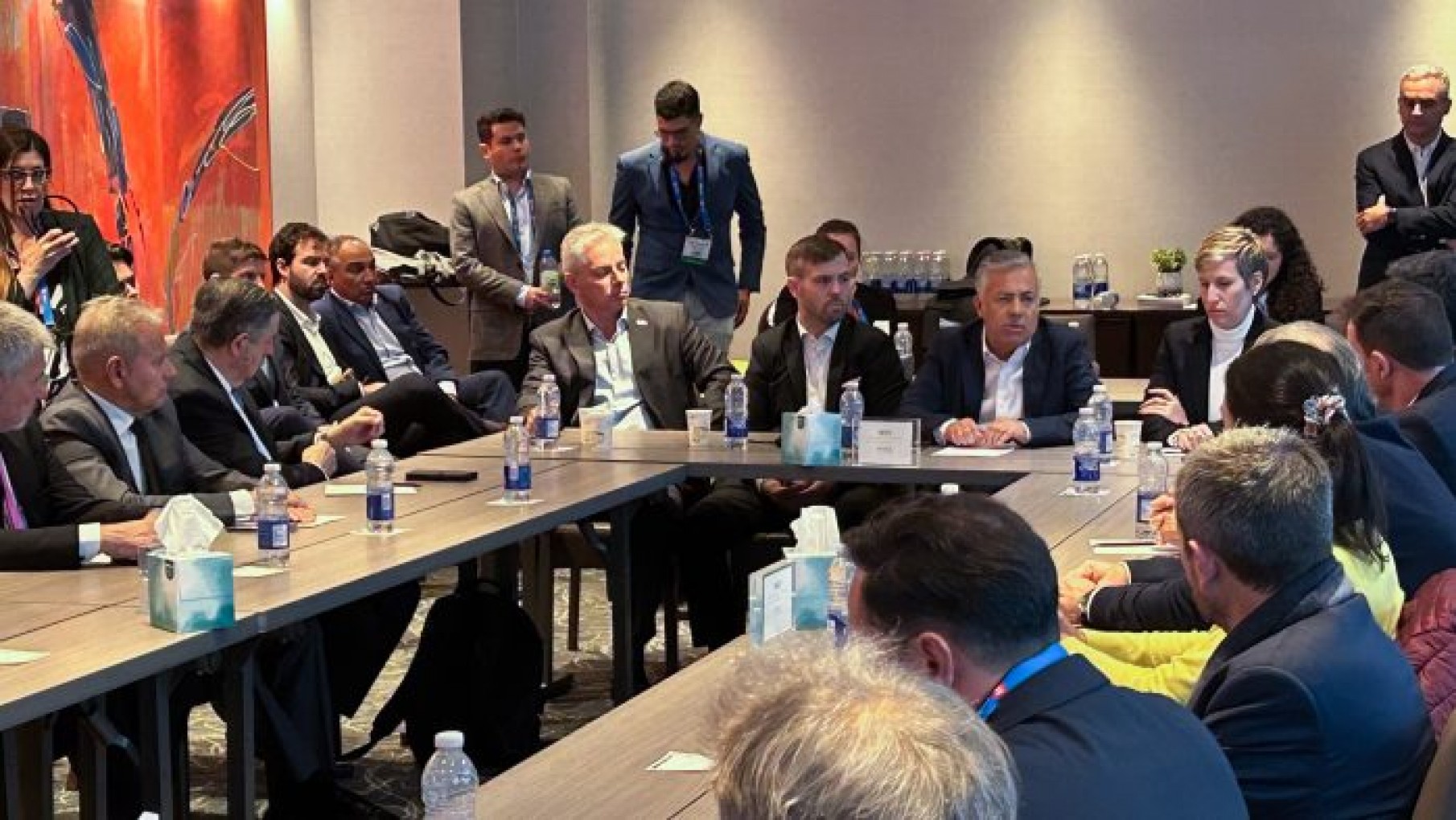 Presentan el potencial minero de la provincia en Canadá