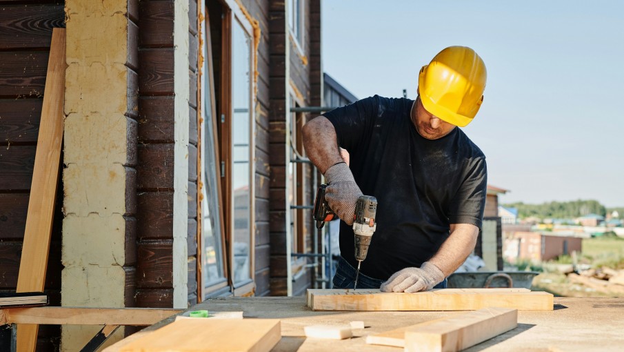 Empleados de la construcción: el aumento del salario que se acordó para abril