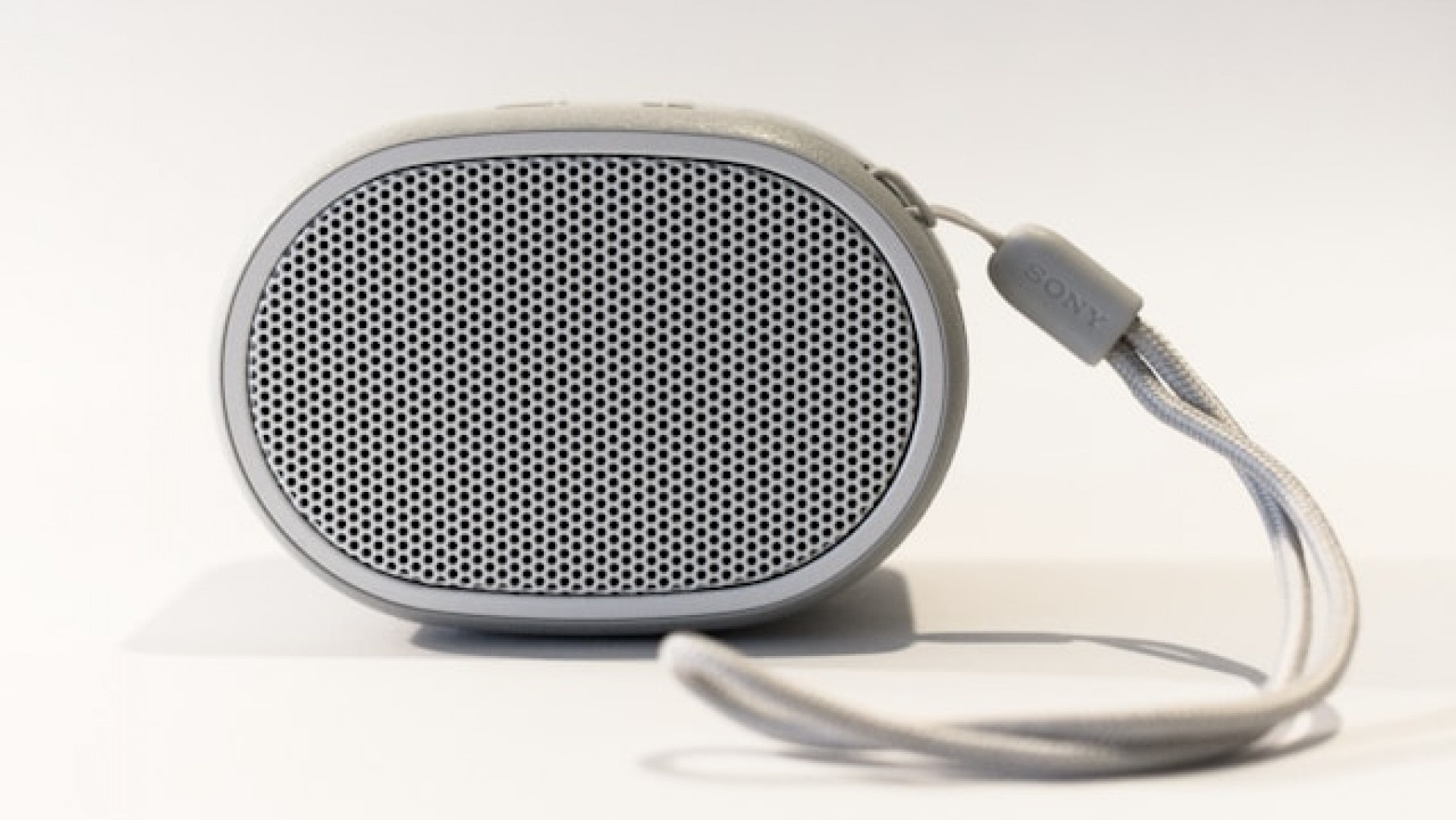 Beneficios de los parlantes bluetooth: portabilidad y conectividad